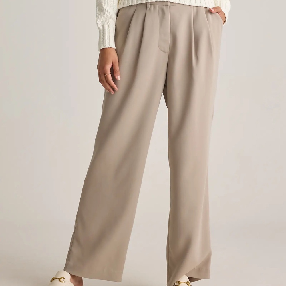 Quince Stretch Crepe Pleated Wide Leg Pants